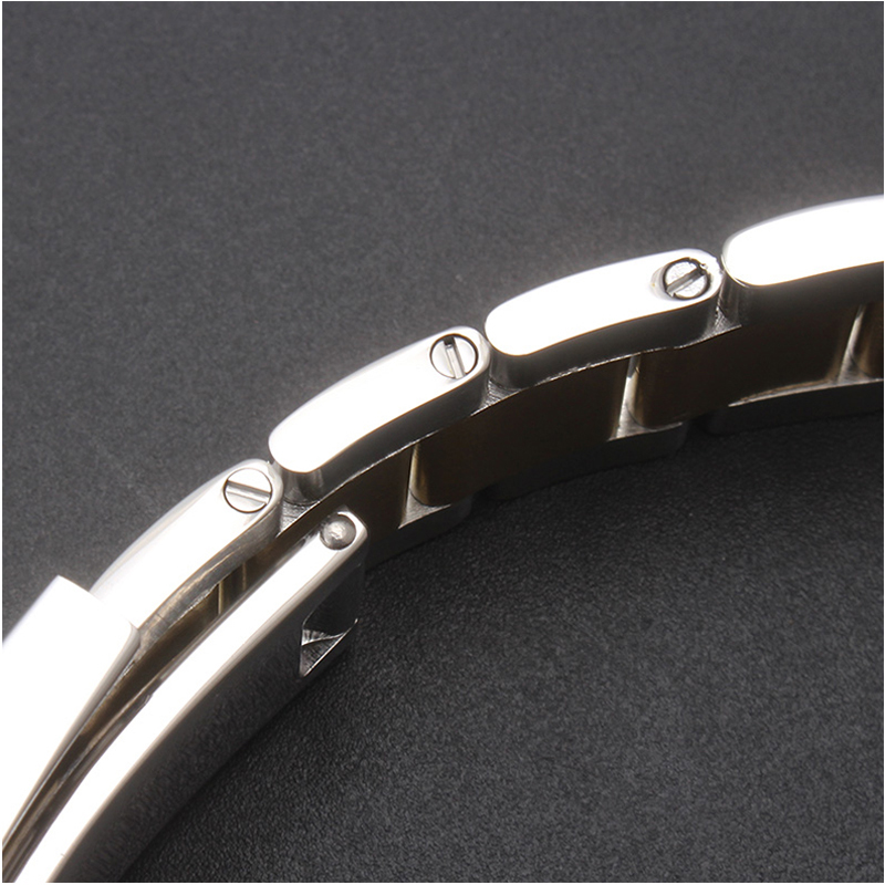 ロレックスオイスターパーペチュアルデイトジャストデイトナサブ - Luxury Watch Class のレビューと価格