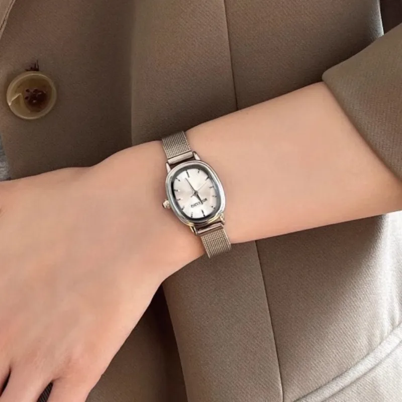 小さなオーバルダイヤルグリーン腕時計シンプルなステンレス鋼レ - Luxury Quartz Watch Brands のレビューと価格